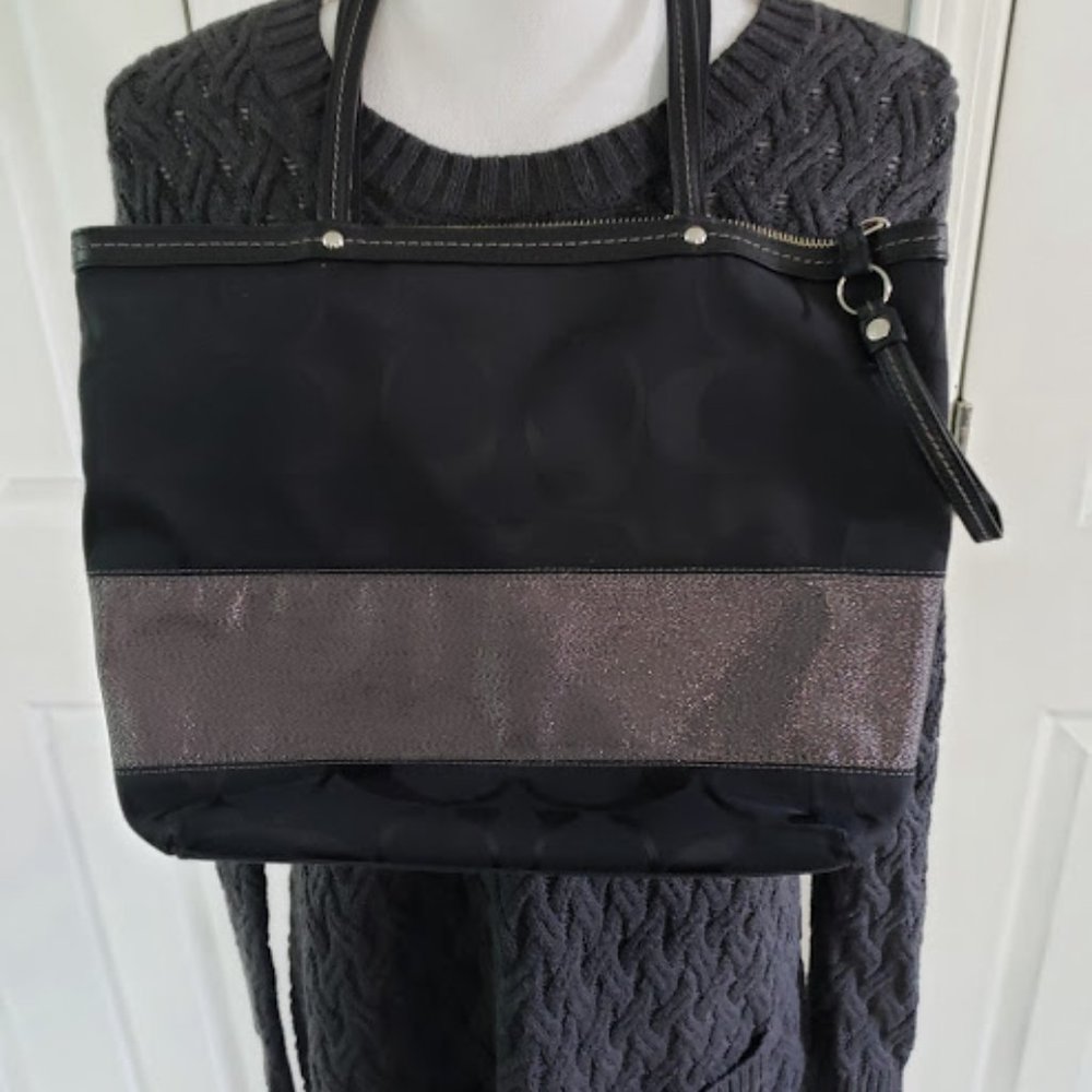 EUC Coach Black Canvas Signature Stripe Bag